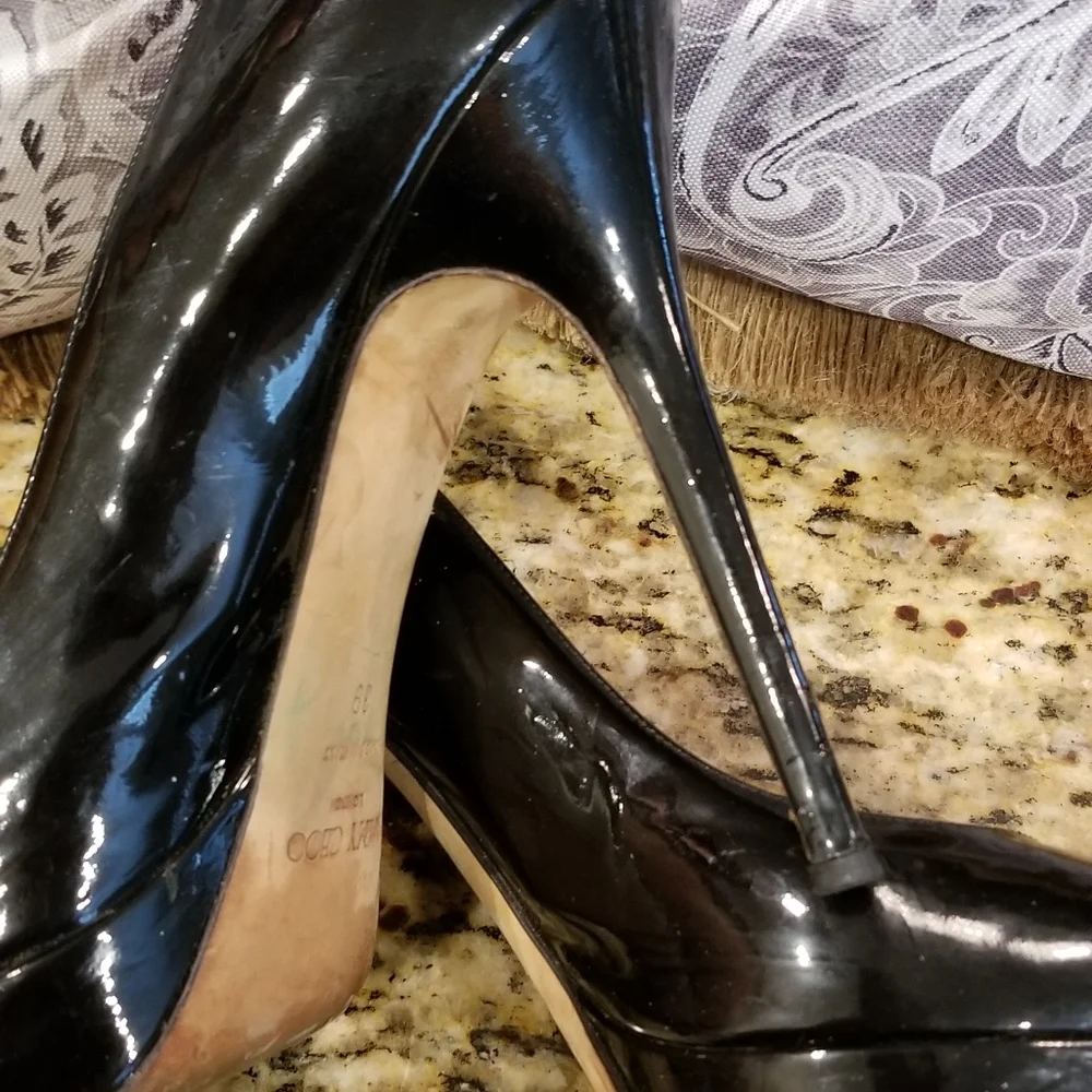 Jimmy Choo Black Patent Leather Platform Heels 9 - Picture 13 of 16
